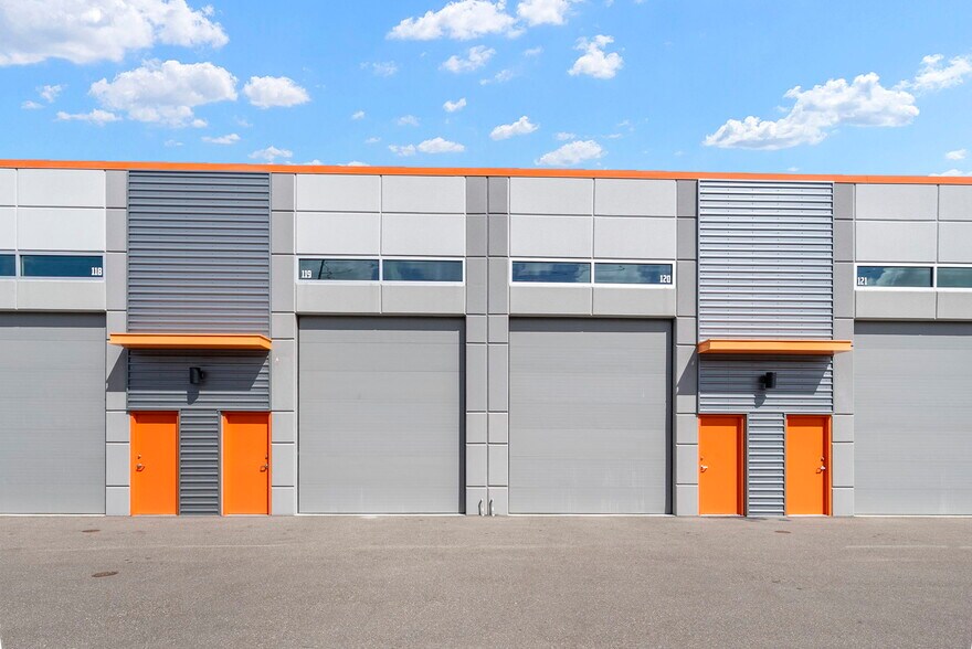 More Photos Of 1111 N 34th St, Tampa Self Storage For Sale