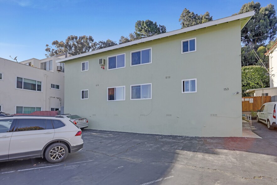 More Photos Of 153-157 W Channel Rd, Santa Monica Apartments For Sale