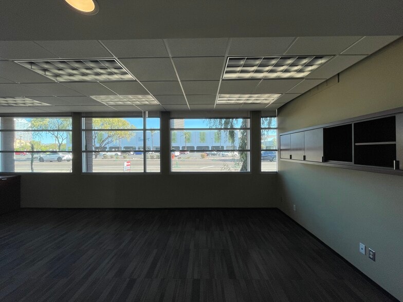 More Photos Of 3100 N 3rd Ave, Phoenix Office For Lease