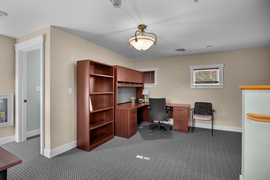 More Photos Of 1585 Rt-146, Rexford Office For Sale