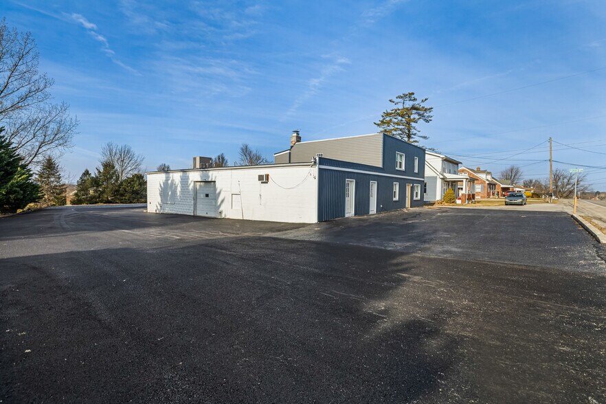 More Photos Of 1482 Seven Valleys Rd, York Multifamily For Sale
