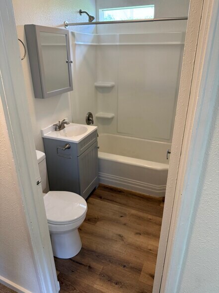 More Photos Of 8755 Shoreplace Pl NW, Silverdale Apartments For Sale