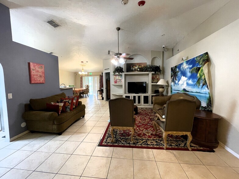 More Photos Of 185 Winding Cove Ave, Apopka Healthcare For Sale