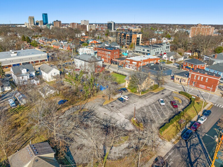 More Photos Of 520 E Maxwell St, Lexington Office For Sale