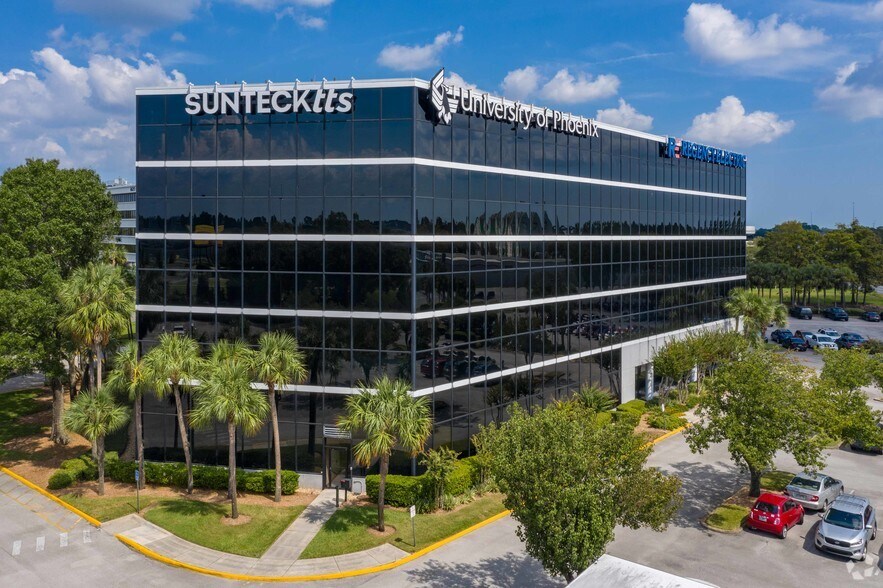 More Photos Of 4500 Salisbury Rd, Jacksonville Office For Lease