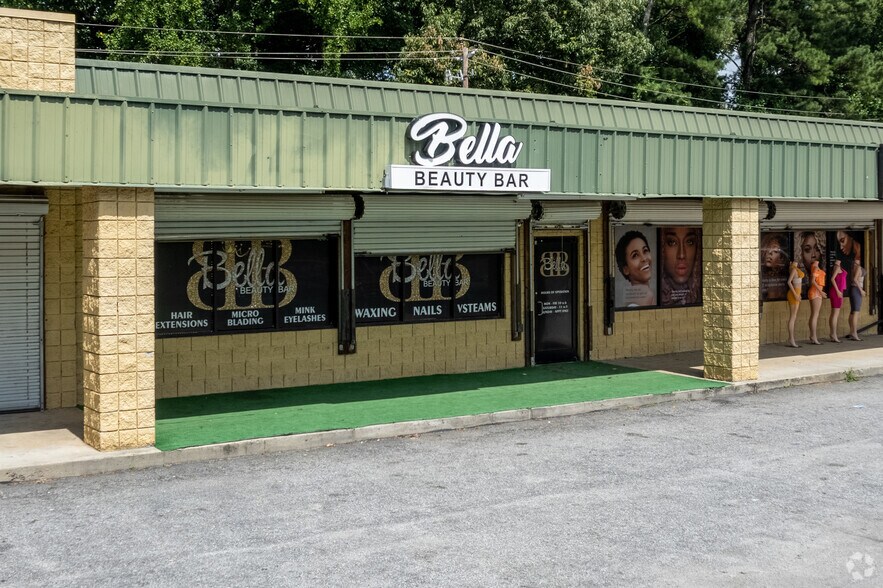 More Photos Of 905 James Jackson Pky, Atlanta General Retail For Sale