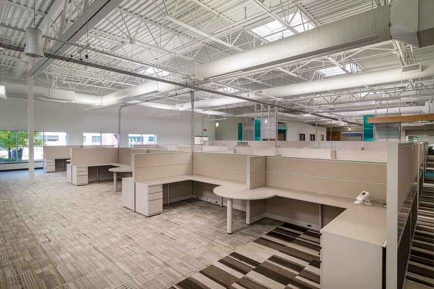 More Photos Of 8310 Excelsior Dr, Madison Unknown For Lease