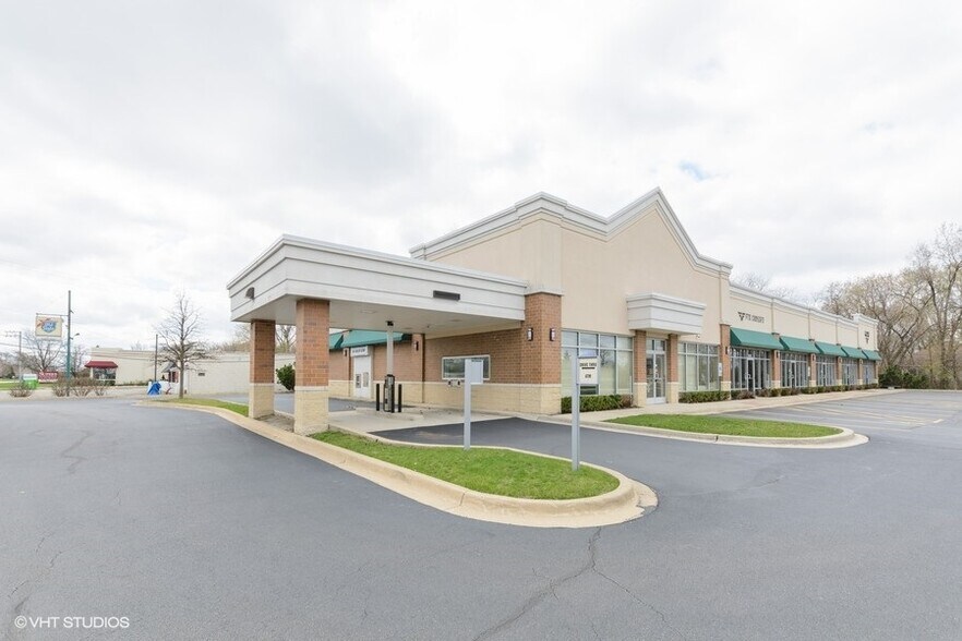 More Photos Of 1000-1050 Geneva Rd, Wheaton Unknown For Lease