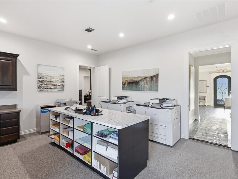 More Photos Of 101 Countryside Ct, Southlake Medical For Sale