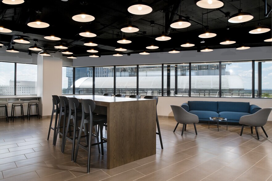 More Photos Of 3 Bethesda Metro Center, Bethesda Coworking Space