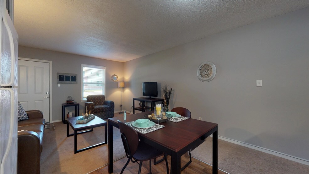 More Photos Of 301 E 12th St, Greenville Apartments For Sale