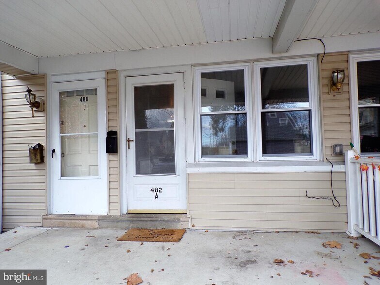 More Photos Of 480 Burnley Ln, Drexel Hill Apartments For Sale