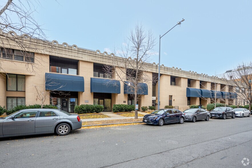 More Photos Of 220 I St NE, Washington Loft Creative Space For Lease