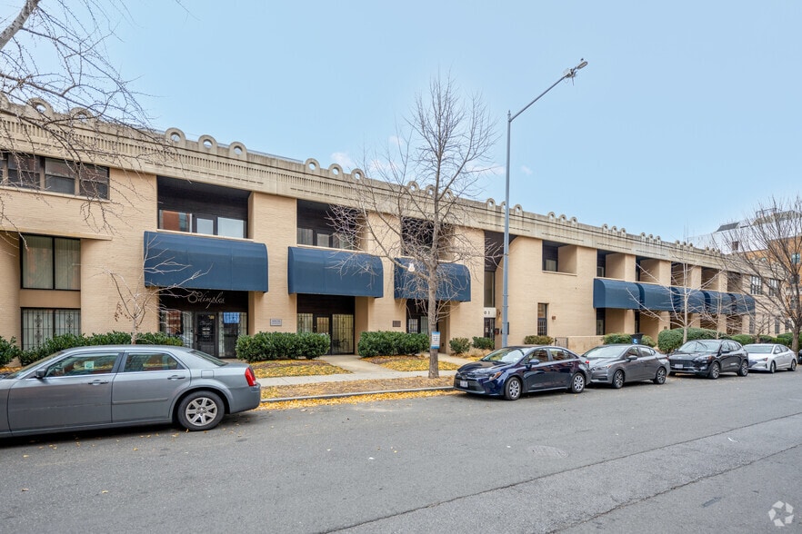More Photos Of 220 I St NE, Washington Loft Creative Space For Lease