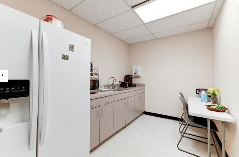More Photos Of 171 Elden St, Herndon Medical For Sale