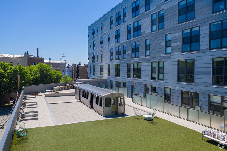 More Photos Of 2211 N Milwaukee Ave, Chicago Multifamily For Sale