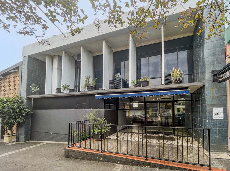 Primary Photo Of 76-78 Wentworth St, Port Kembla Restaurant For Lease