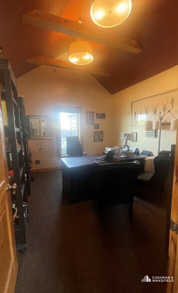 More Photos Of 500 E Oak St, Fort Collins Office For Sale