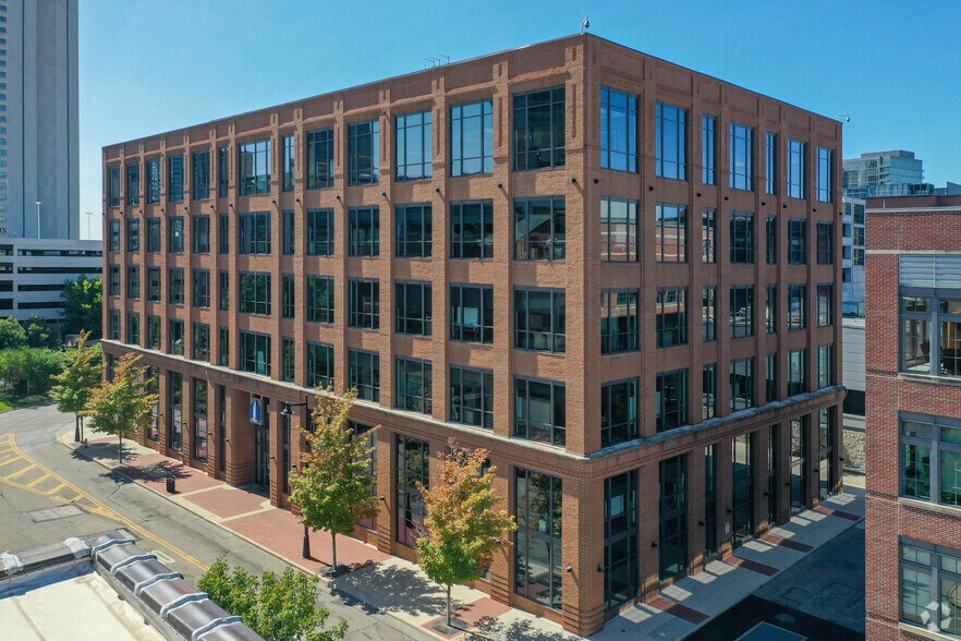 More Photos Of 275 Marconi Blvd, Columbus Office For Lease