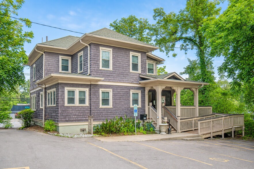 Primary Photo Of 264 Haywood Rd, Asheville Medical For Sale