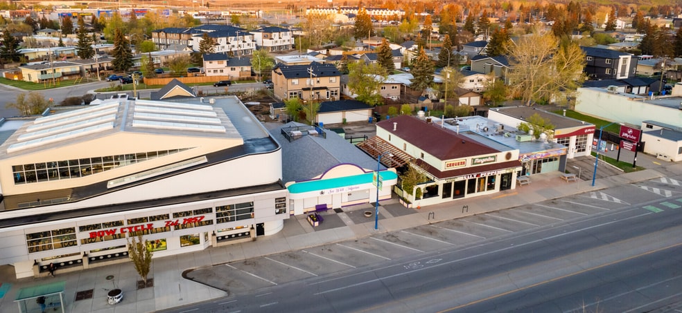 More Photos Of 6507-6511 Bowness Rd NW, Calgary Storefront For Lease