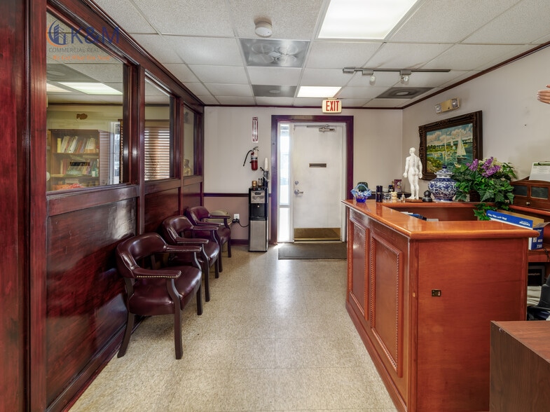 More Photos Of 9522 State Route 29, Fairfax Loft Creative Space For Sale