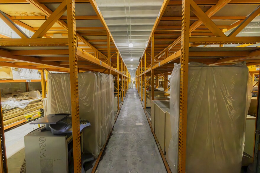 More Photos Of 2005 NW 110th Ave, Miami Warehouse For Lease