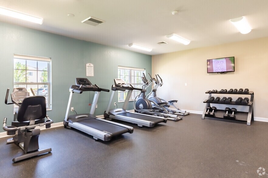 More Photos Of 230 McMillan Ct, Cortland Apartments For Sale