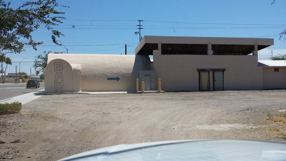 More Photos Of 104 W Murphy Ave, Gila Bend Bar For Sale