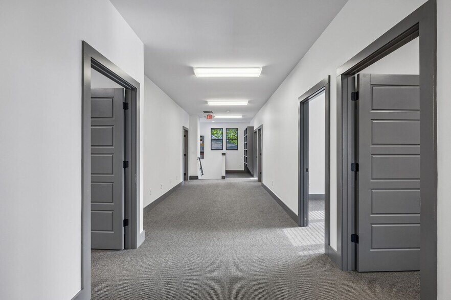 More Photos Of 2831 Azalea Pl, Nashville Office Residential For Lease