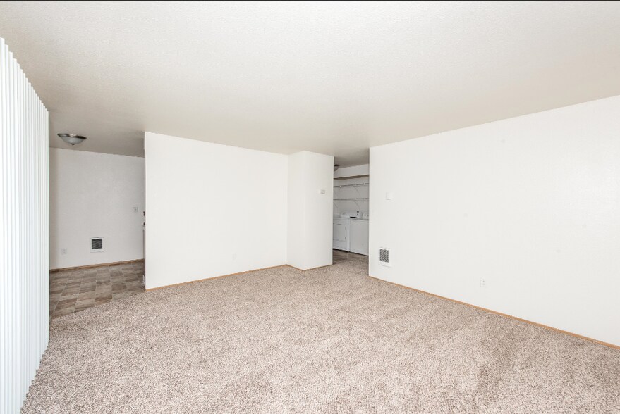 More Photos Of 2628 NE Red Sunset Dr, Gresham Apartments For Sale