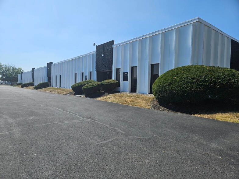 Primary Photo Of 4180-4190 Fisher Rd, Columbus Unknown For Lease