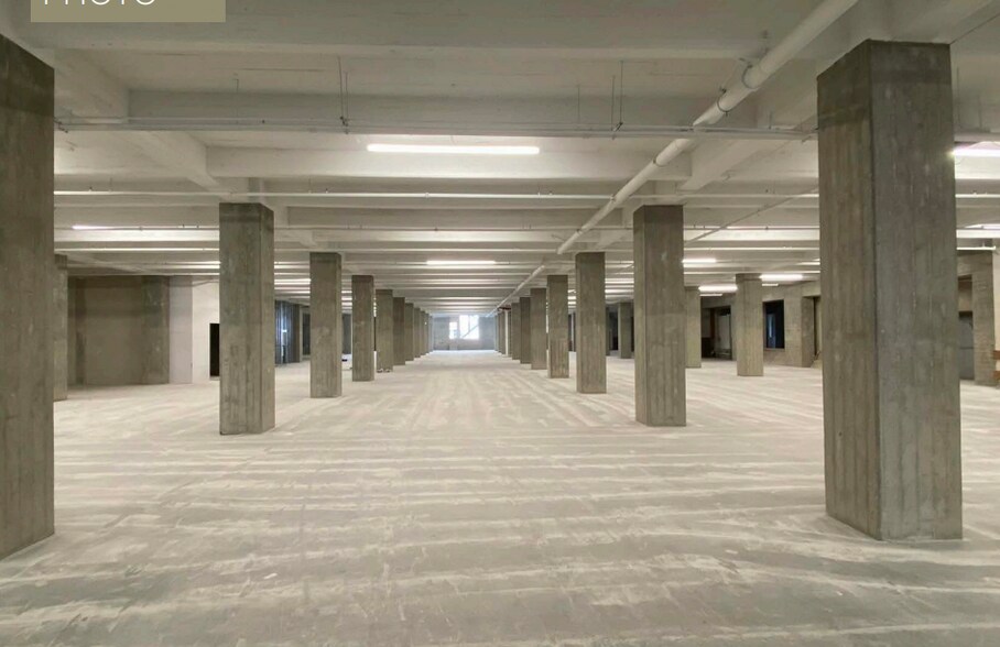 More Photos Of 2650 E Olympic Blvd, Los Angeles Warehouse For Lease