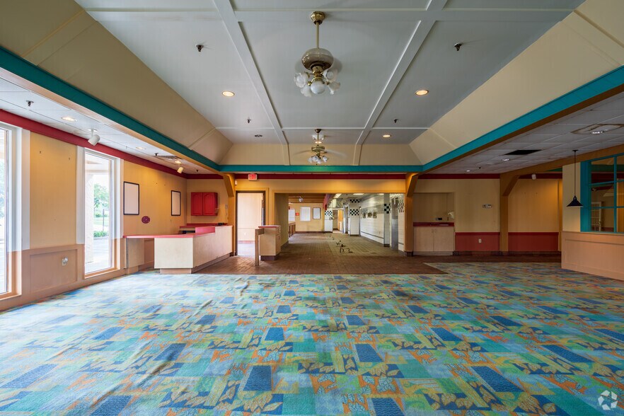 More Photos Of 1265 Mount Zion Rd, Morrow Restaurant For Sale