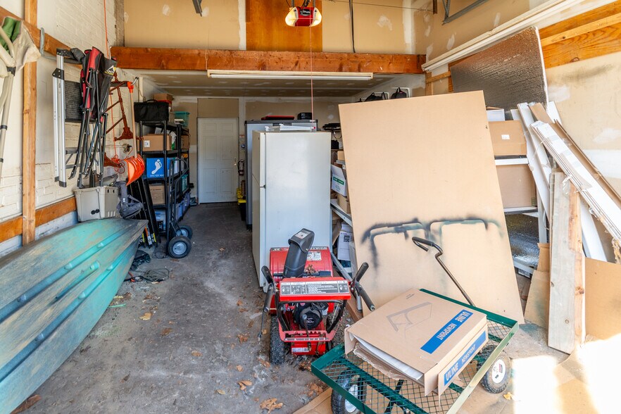 More Photos Of 99 S Main St, Lambertville Storefront For Sale