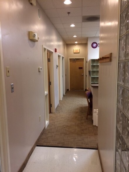 More Photos Of 604 Solarex Ct, Frederick Medical For Lease