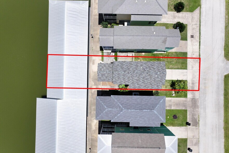 More Photos Of 2207 Nelson Avenue, Port Bolivar Healthcare For Sale