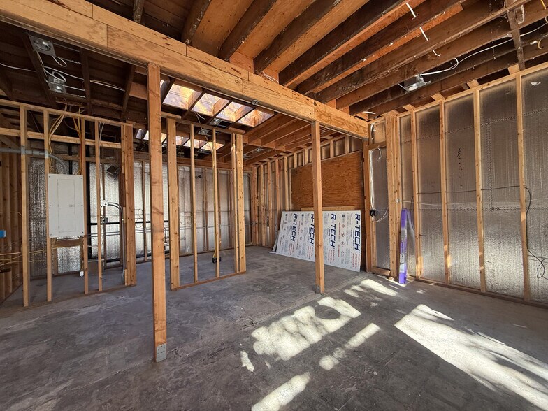 More Photos Of 2600 E Union St, Seattle Restaurant For Sale