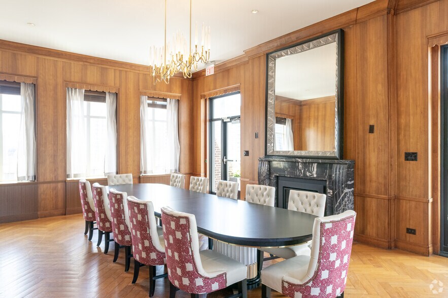 More Photos Of 1616-1618 Walnut St, Philadelphia Apartments For Lease