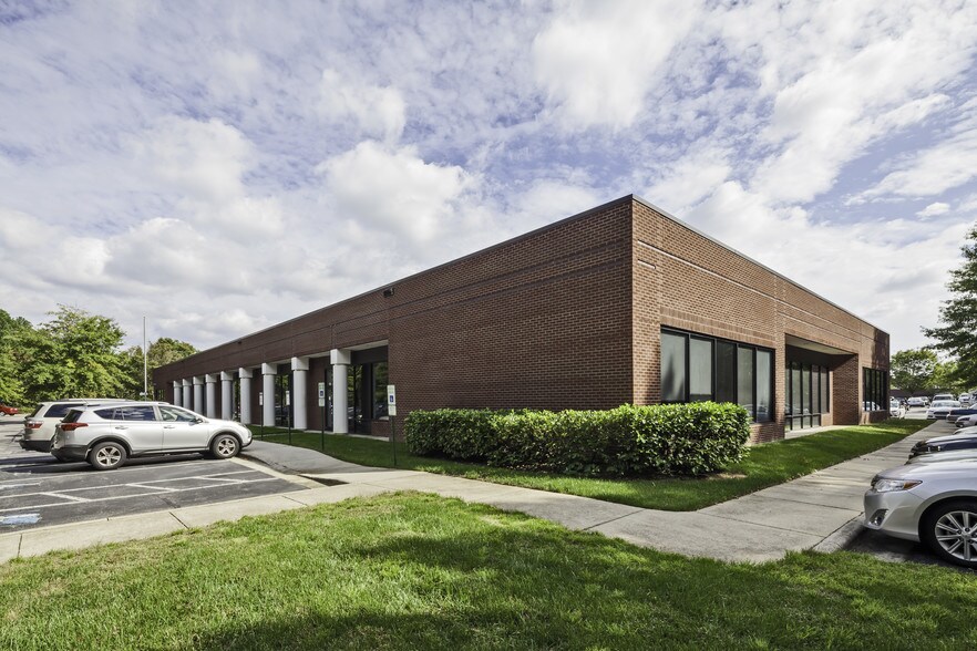 More Photos Of 4501 Atlantic Ave, Raleigh Flex For Lease