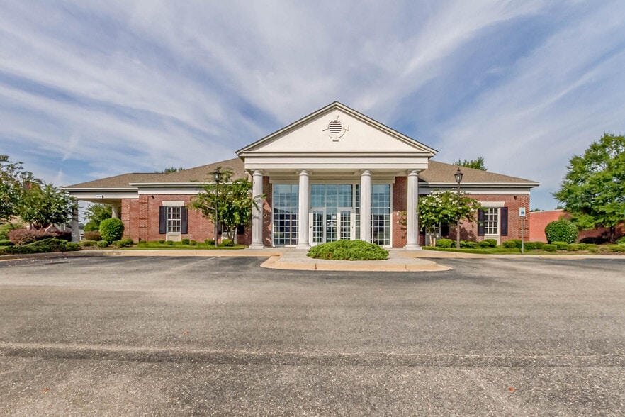 Primary Photo Of 8710 Hwy 69 S, Tuscaloosa Bank For Sale