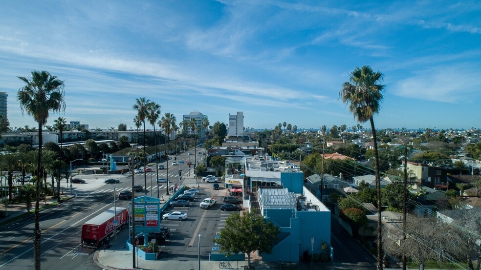 More Photos Of 503-527 Washington Blvd, Venice General Retail For Lease