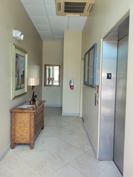 More Photos Of 3333 Renaissance Blvd, Bonita Springs Office For Lease
