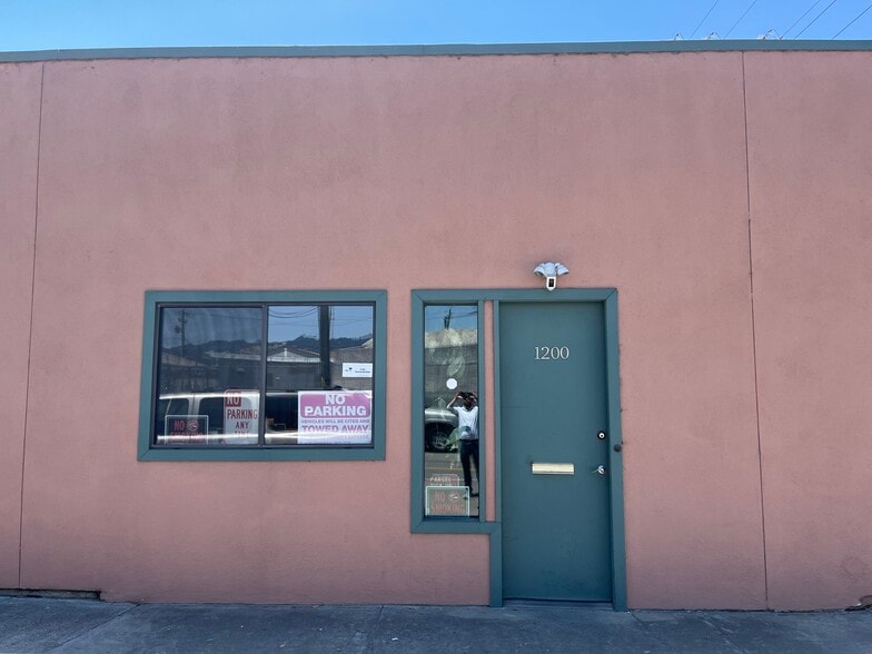 More Photos Of 1200 4th St, Berkeley Warehouse For Sale