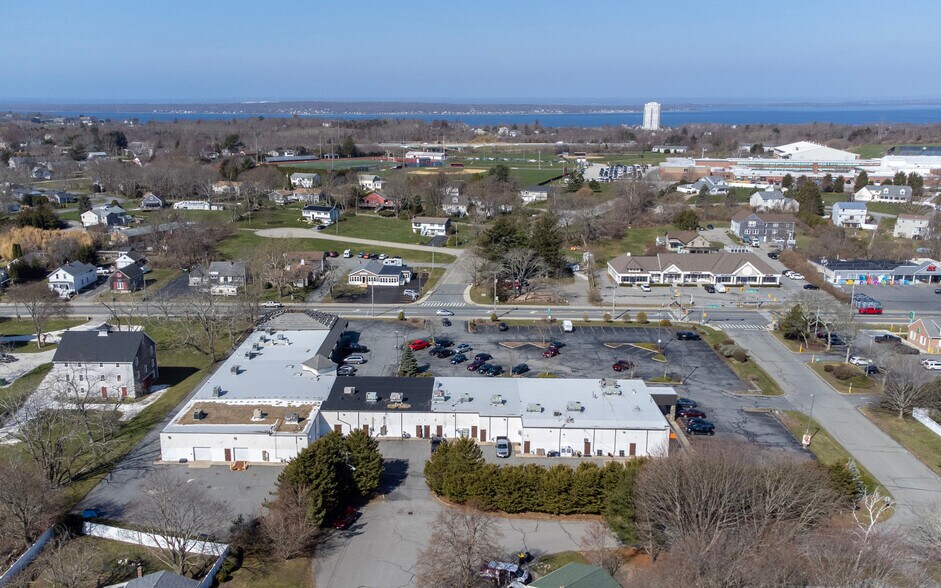 More Photos Of 3001 E Main Rd, Portsmouth Unknown For Lease