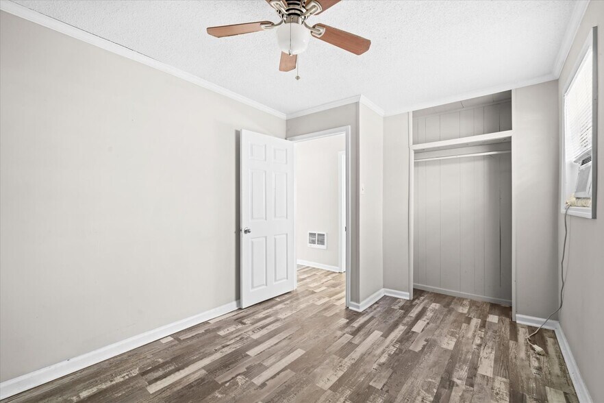 More Photos Of 3950 S Dixie Rd, Dalton Apartments For Sale