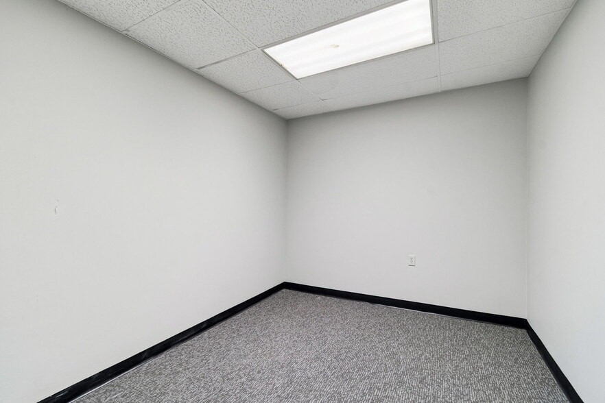 More Photos Of 715 McDuff Ave N, Jacksonville Storefront Retail Residential For Sale