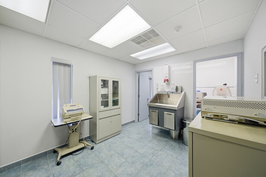 More Photos Of 415 Totowa Rd, Totowa Medical For Sale