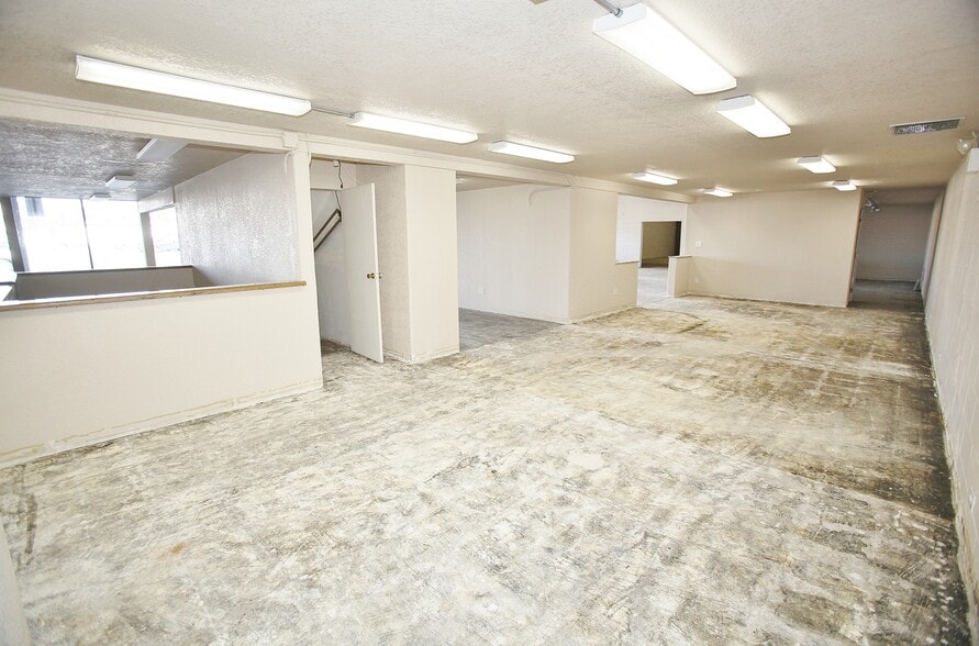 More Photos Of 2739 Castro Valley Blvd, Castro Valley Unknown For Lease