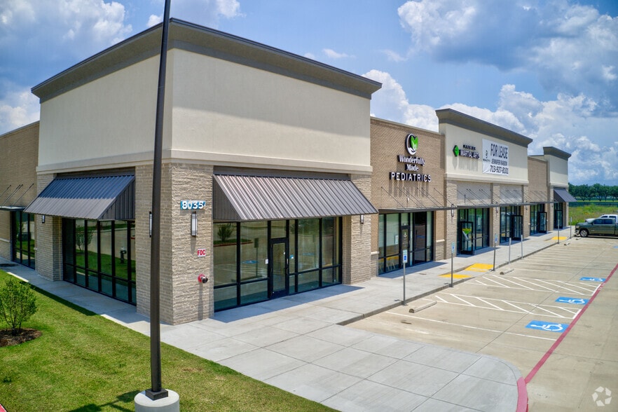 More Photos Of 8035 Highway 6, Missouri City Storefront Retail Office For Lease